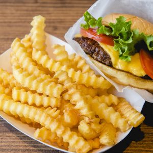 新知 | 7-Eleven x 蠟筆小新  Let’s Take a Brick! 樂遊小市集