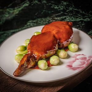 購物｜星巴克推出Starbucks® X LINE FRIENDS系列商品  與您一同慶祝Earth Month擁抱綠色生活