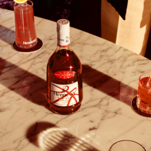 購物｜Lush 澳門威尼斯人店 以全新面貌重新開幕 贈送自訂標語環保小盆栽